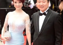 51爆料网揭秘李易峰新剧造型与圈内生日盛况