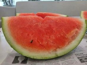 释小龙人脉广泛引关注,揭秘黑料大事件背后的娱乐圈