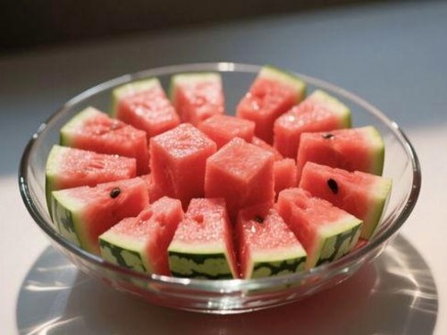 爆料网揭秘吃瓜直播起源与娱乐圈新潮流